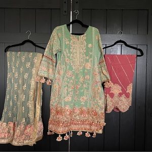 Sana Safinaz Formal Pakistani Shalwar Kameez
